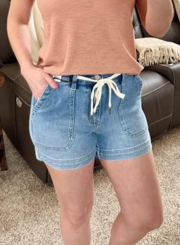 Judy Blue High Waist Jean Jogger Shorts in Medium Wash