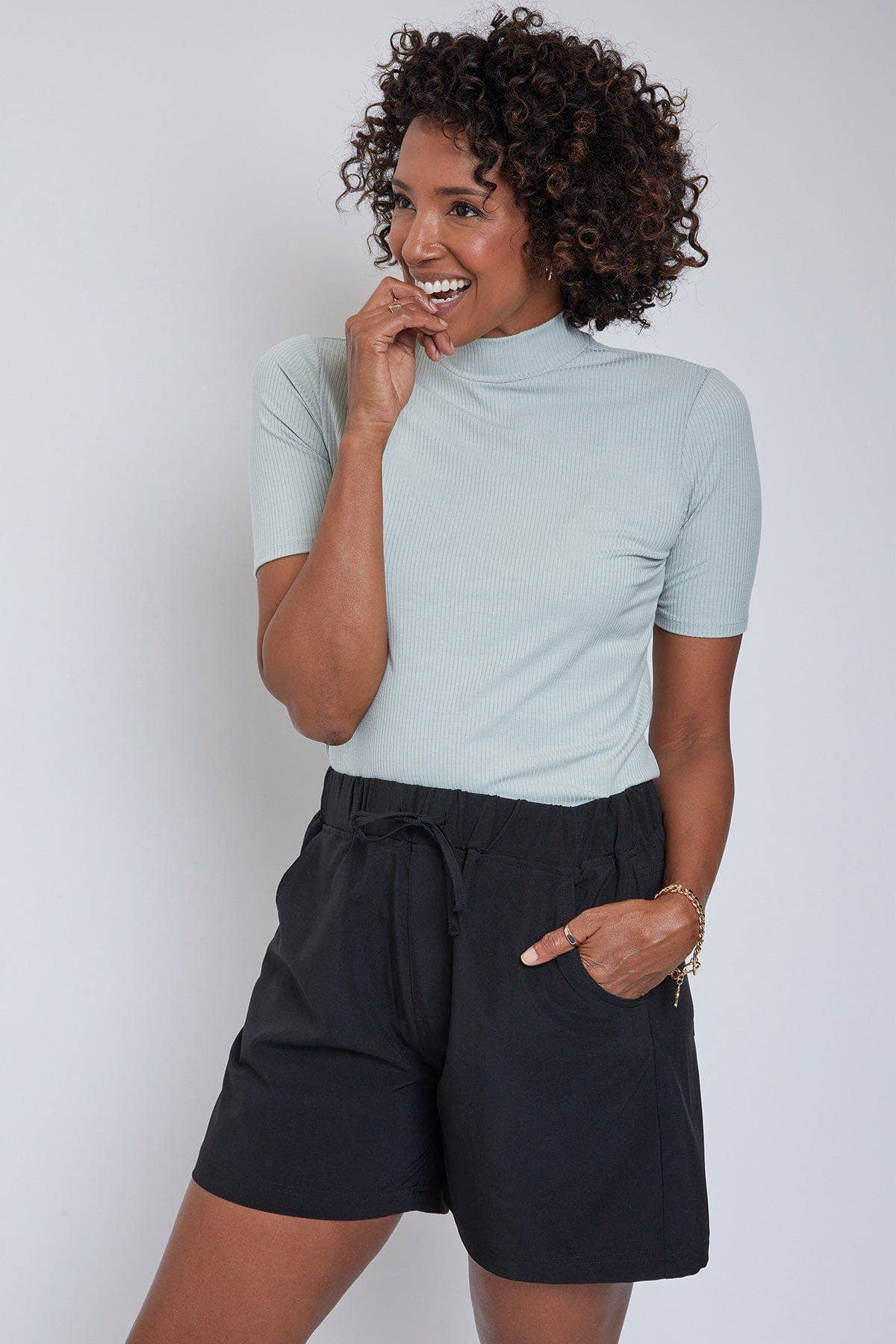 Missy Shorts Scoop Pockets Black