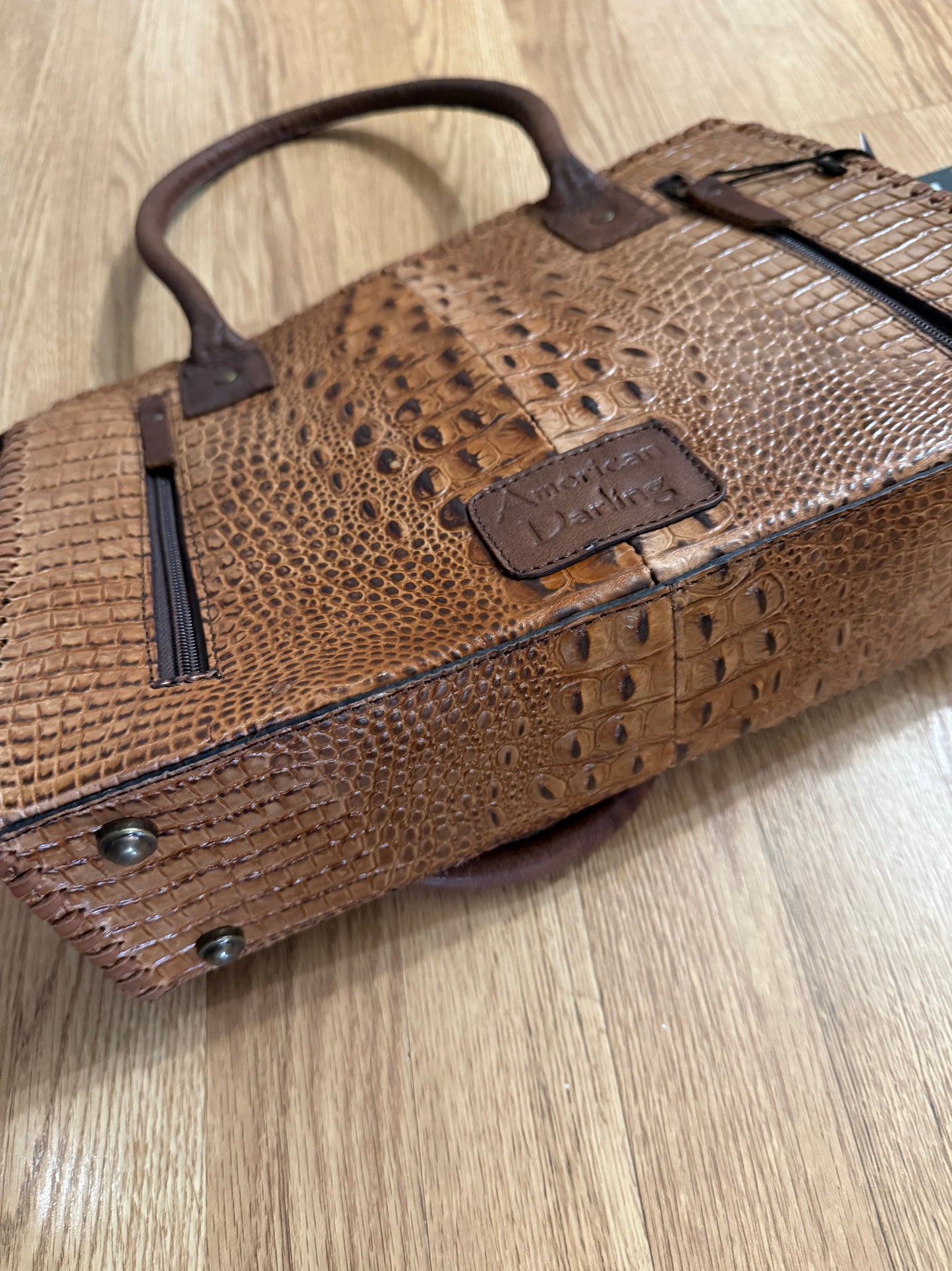 AMERICAN DARLING CROCODILE EMBOSSED CONCEALED & CARRY HANDBAG