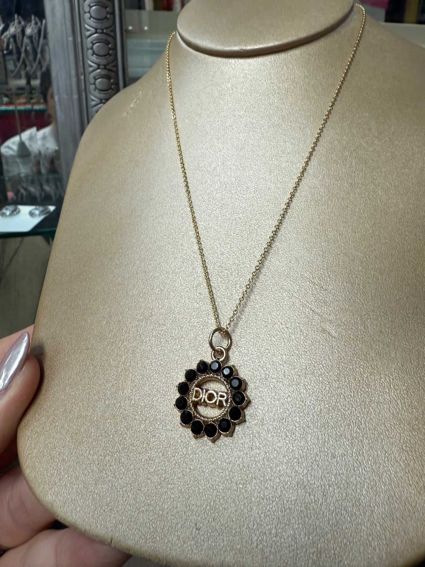 Gold Tone Black Gemstone Circle Pendant Necklace
