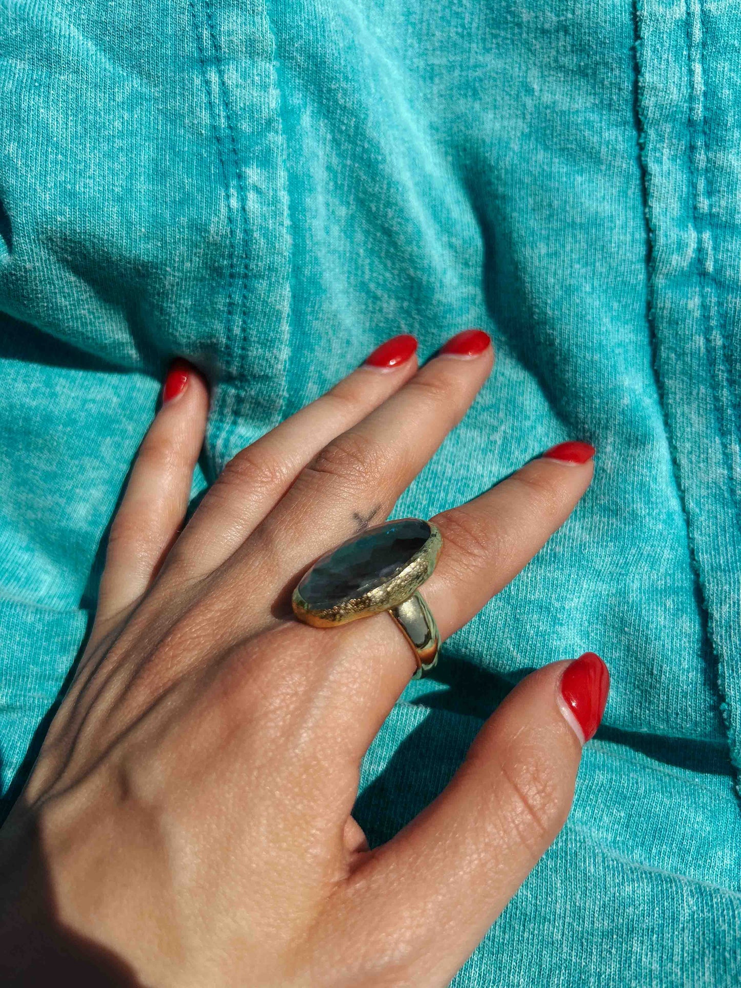 Labradorite Vermil Raw Edge Gemstone Statement Ring – Earthy Elegance