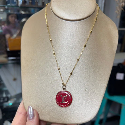 Red Enamel Medallion Necklace – Gold Tone Chain