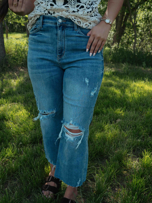 Judy Blue Cropped Distressed Jean Pants
