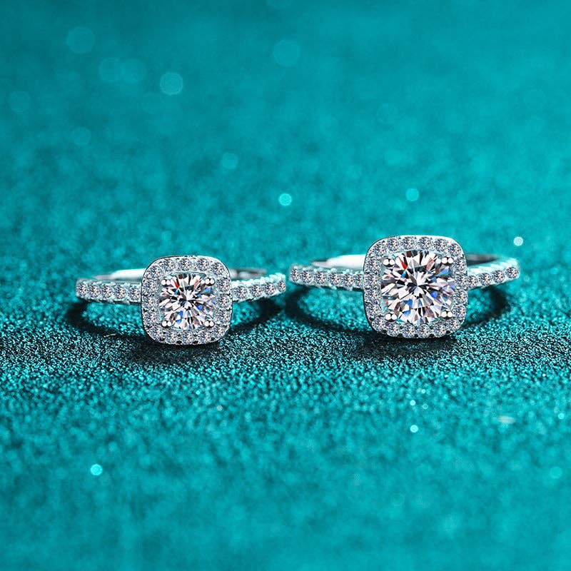 Four-Prong Round Cut Moissanite Square Halo Engagement Ring in 925 Sterling Silver